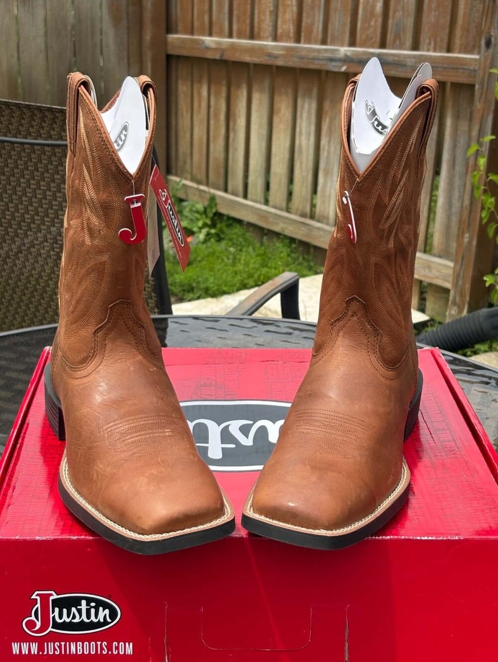 Justin Mens Brown Leather Cowboy Boots - Size 14 - Picture 2 of 5